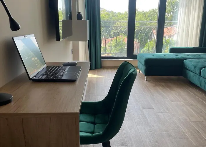 Modern 1br Free Parking With Hill View Plovdiv