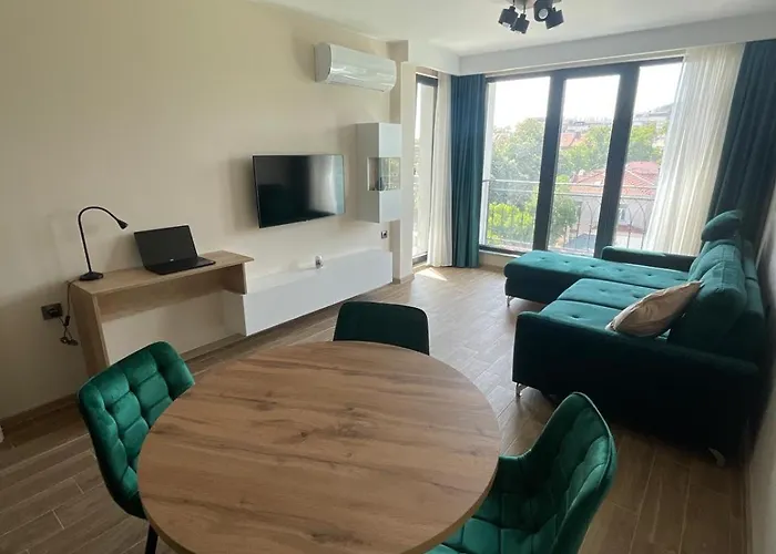 Modern 1br Free Parking With Hill View Apartment Plovdiv