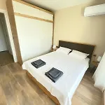 Апартаменты Modern 1br Free Parking With Hill View Пловдив